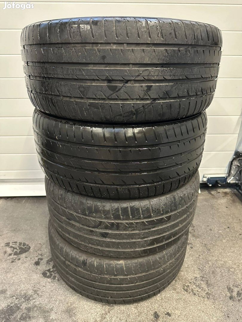 255/45R18 103H Hankook nyári gumi garnitúra [4db]